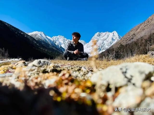旅行能赚钱？我背包21年，写7本书，开十几家青旅