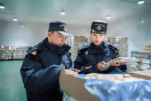 谈不拢就打	，中国正式下达第77号令，对日涨价开始，高市故作镇定