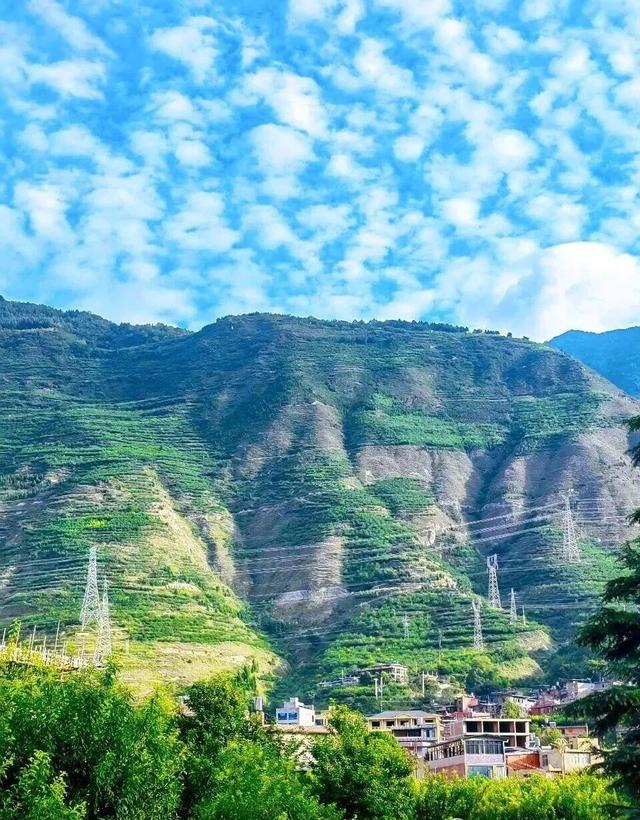 【美丽四川】茂县：云朵上的羌寨 夏日避暑天堂‖柳红樱