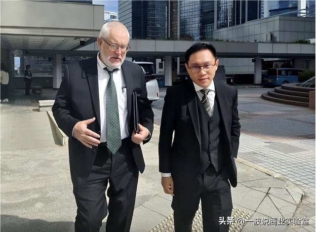 张柏芝庭审崩溃哭喊，被追讨1276万，合约笔迹成谜