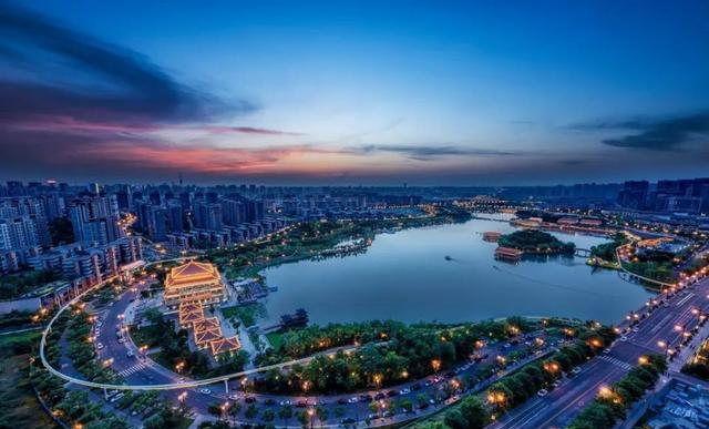 2003年拆墙第一人，王军如何用远见破解城市困局