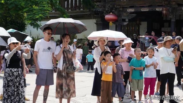 “深度体验”点燃古城建水文旅新火花