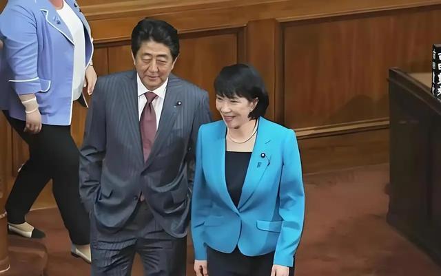 报复来了，高市准备出王牌：半导体制造关键材料，中方别想进口了