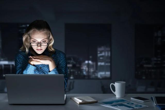 人生建议：学学AI，打工而已，绝不内耗