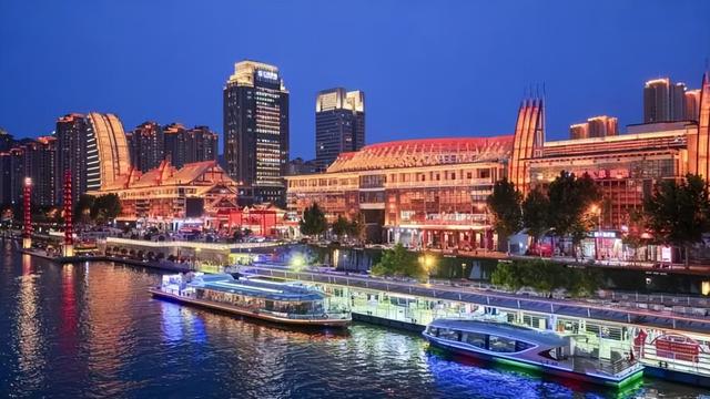 南开区夜景流光溢彩映盛会