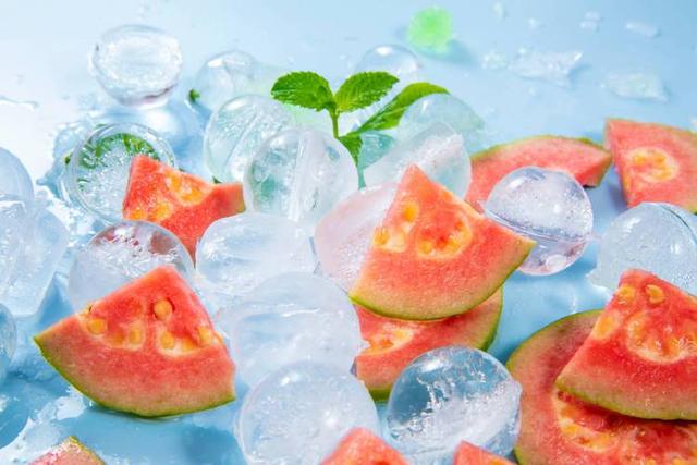 国内研究发现：不吃甜食和不喝饮料的人，血脂很快降低了，真的吗