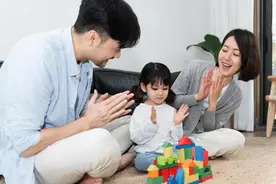 清华教授彭凯平：你这辈子最大的成功，是有能力培养一个拥有幸福感的孩子图片