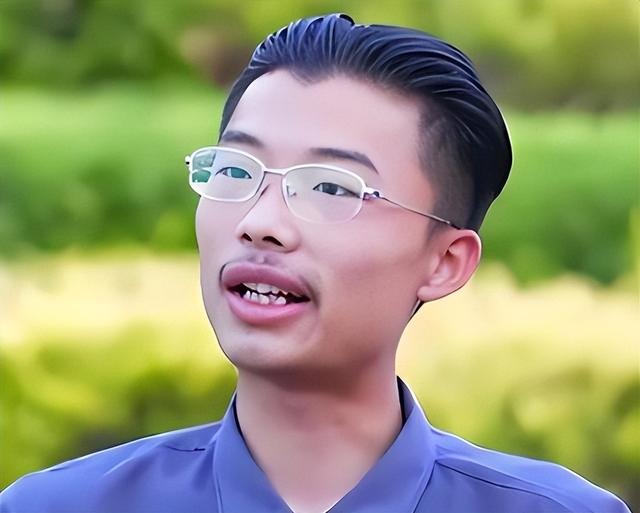 网红郭有才，泡沫散去之后，曾经飘的有多高，如今摔得就有多惨