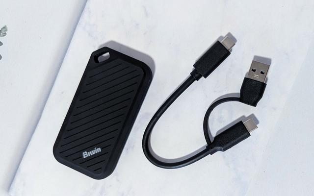 佰维PD450实测：小身材有大能量，4K外录双接口都很强！