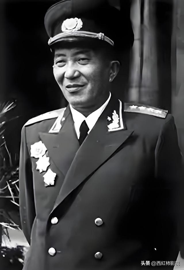 毛主席去世夜，中央急寻徐静，她立提三求！