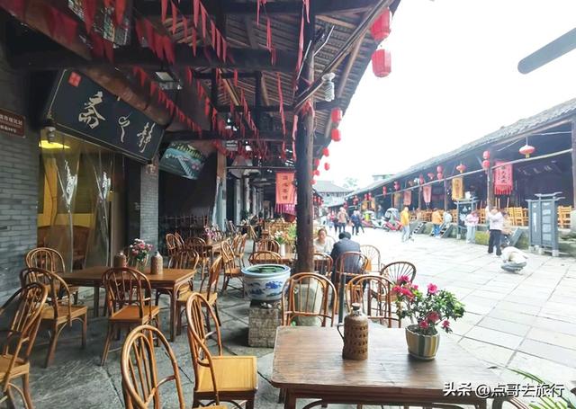 四川被冷落的古镇，中国的诺亚方舟，美食诱人被严重低估！