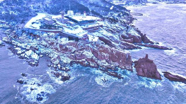 初雪至，冬韵浓！