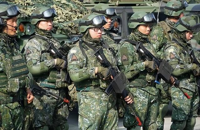 俄军重大失误给中国敲响警钟：一旦收台，首先要对内清理这3种人