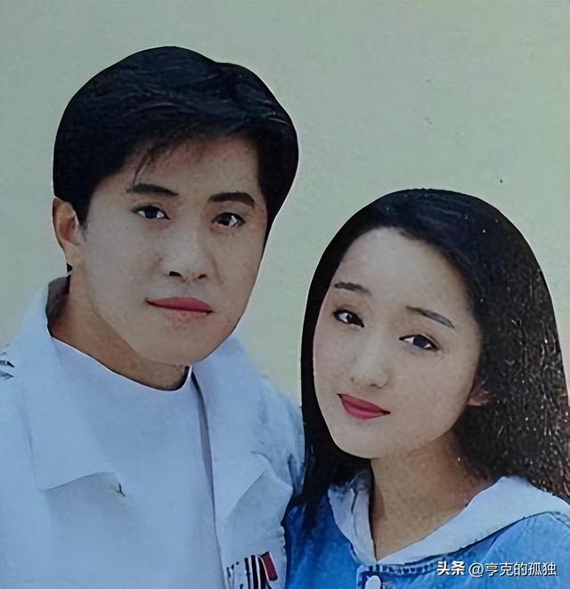 他8次上春晚，作死被捕入狱，今54岁无人问津，老搭档也断了联系