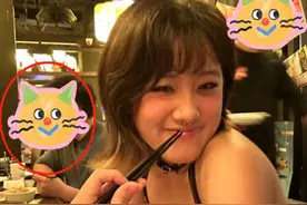 贾静雯18岁女儿彻底放飞！戴项圈打鼻环还纹身，对男友人抛媚眼图片