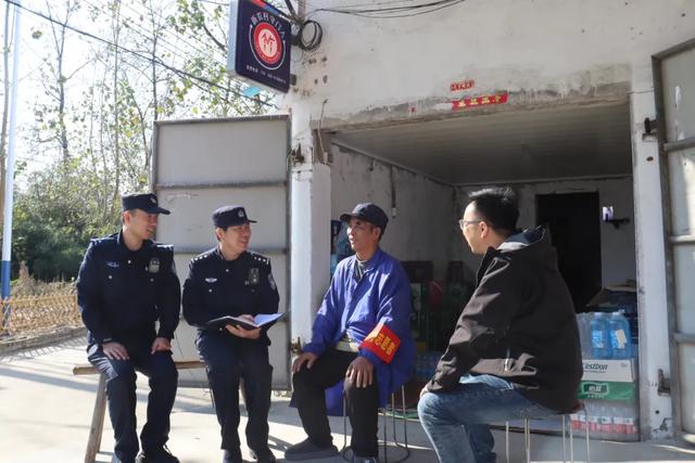 红枫火了!这边“枫警”独好