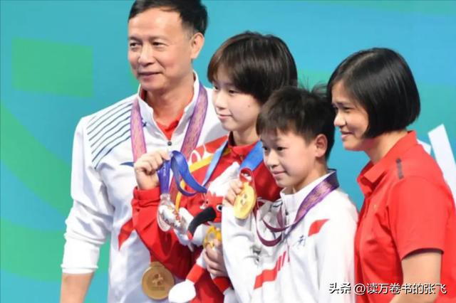 正式退役？央视表态，全红婵返回湛江老家，谁注意何威仪举动