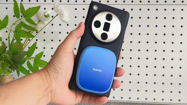 闪迪创作者系列磁吸手机SSD评测 iPhone最佳存储搭子 ！