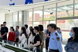 食品包装上的二维码有啥秘密？闵行近90%的相关企业都用TA！图片