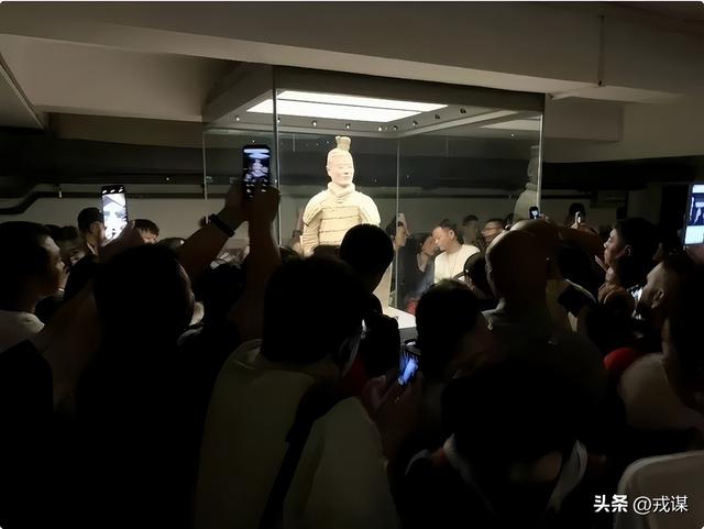 博物馆成新“打卡圣地”，抢票成常态！游客爆棚，体验却一落千丈