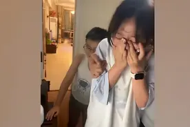 女生查到高考669分激动掩面哭泣；姜萍最终数赛排名引关注图片