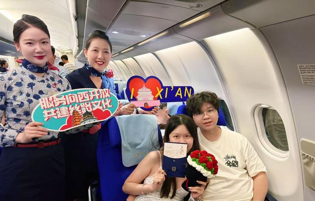 星河璀璨 共赴浪漫！东航在丝路航线打造七夕文化之旅