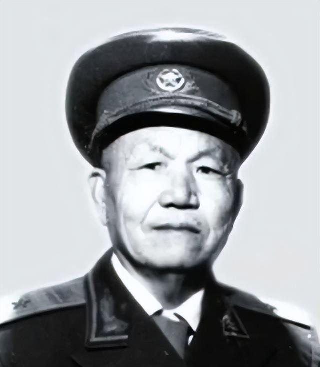 雪域天路奇迹，1200 公里青藏公路，只用 7 个月零 4 天被 “砸” 出来了