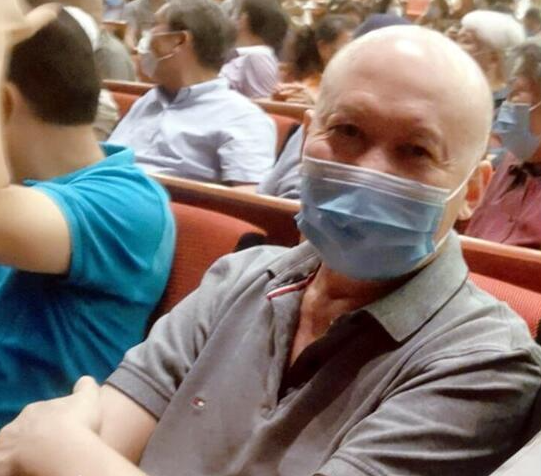 她竟然就是郭达的老婆！难怪郭达能上20次春晚，其实都和她有关