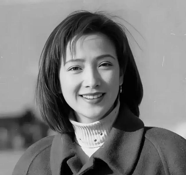 何晴告别式，儿子一席话揭开真相：那场漫天大雪是为她下的