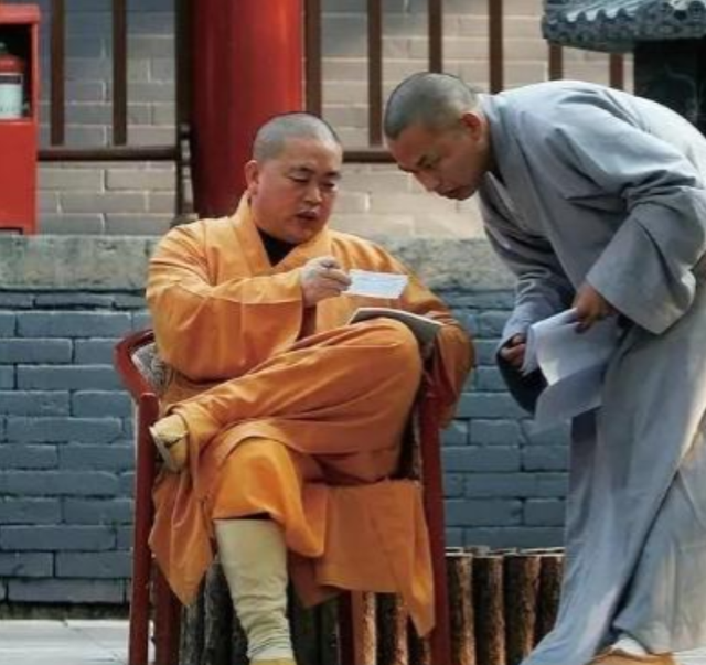 不查不知道一查吓一跳，掌控少林寺38年的释永信，私下到底有多豪