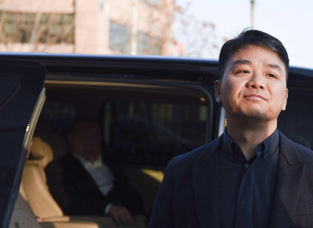 雷军没想到，刘强东高调入局汽车行业后，竟再令所有人刮目相看