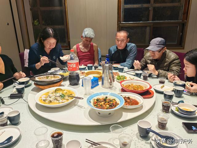 南太行D5万仙山景区郭亮村挂壁公路