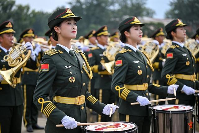 26国领导人来北京看阅兵，金正恩排在第二位，超出了所有人预料