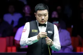 6-0横扫瓦菲，丁俊晖轻松晋级斯诺克国锦赛16强，下一轮将是“中国德比”图片