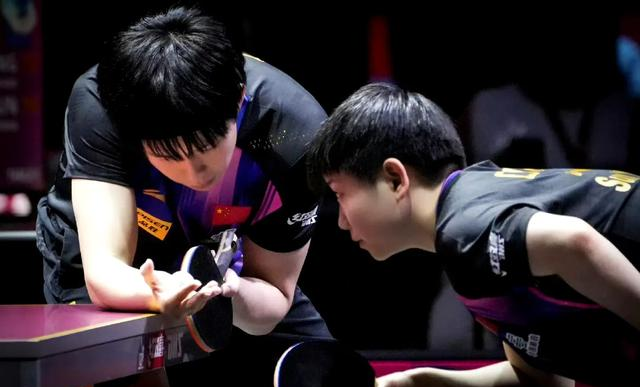 莎头组合夺得冠军 采访没想到大头这样评价孙颖莎：莎莎直呼很