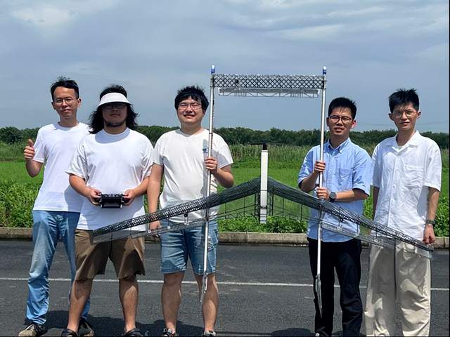 点击打开原图
