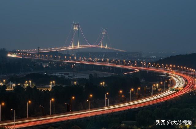 江苏再夺全国第一！2025年狂揽1.48万亿，这些新玩法太会了