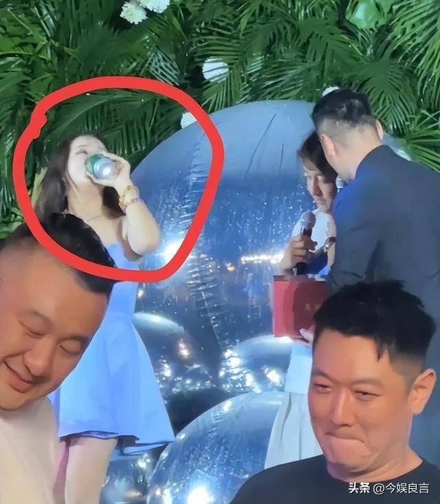 里子面子都没了！赔光2亿后	，妻子深夜亲手撕下邹市明最后的体面