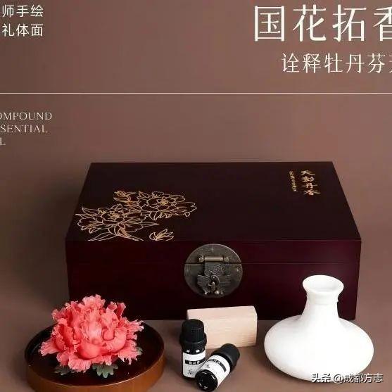 来都来了，不带件“成都礼物”走怎么行啊！
