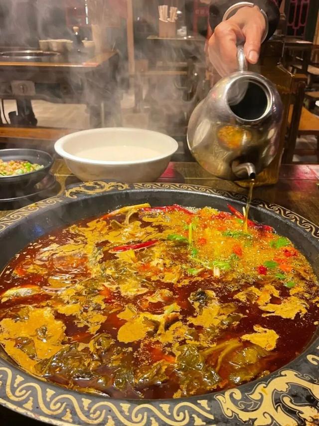 探寻老街巷褶皱里的城市密码，感受正宗郫都味~