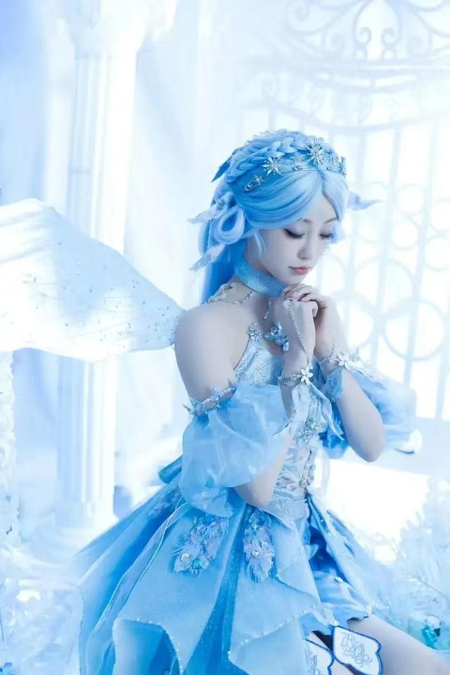 和平精英女子竞技秀场要来了❓女明星COS合集