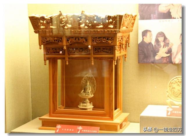 青海省博物馆里的青海非物质文化遗产展