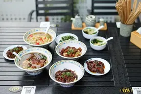 天气转冷，​与你见“面”，嗦一碗吧！图片