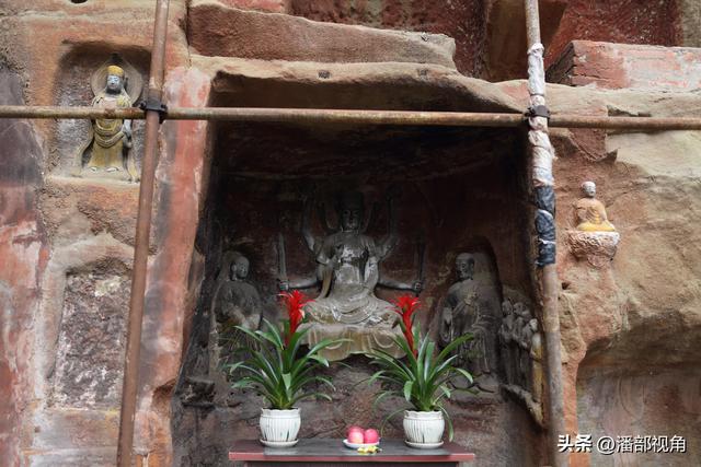 巴蜀石窟：内江东林寺摩崖造像