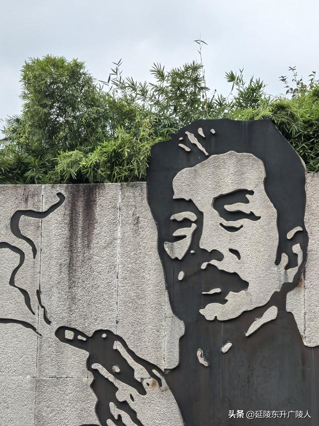 秋游绍兴鲁迅故里 从百草园到三味书屋 从城里少爷到民族脊梁