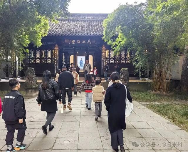 开始刷屏！🤩🤩 崇州罨画池迎来颜值巅峰