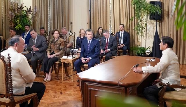 下一个乌克兰来了？美防长叫嚣：中国敢对菲律宾动手，美国就下场