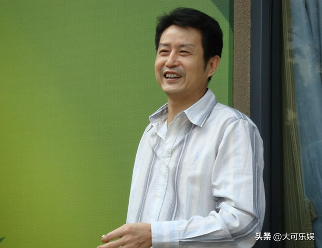 女排名帅陈忠和现状：二婚娶女排队员为妻，今已退休携妻回归家庭