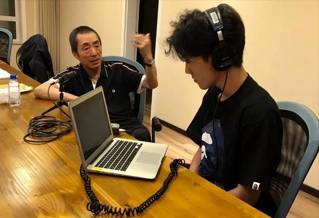 张艺谋做梦也没有想到，才24岁的儿子，如今已经开始为他争光了！ 第10张