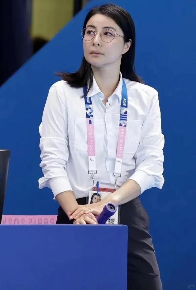 终于等到这天！官媒发文	，高调官宣44岁郭晶晶喜讯，霍震霆说对了